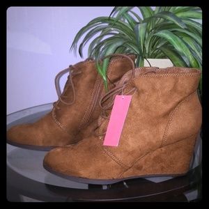 American Rag Womens Baylie Closed Toe Ankle Fashio